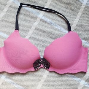 Victoria's Secret Very Sexy Pushup seamless bra